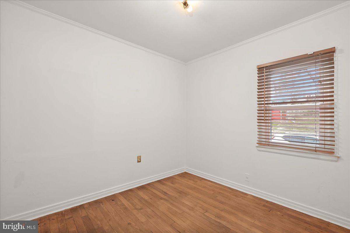 4521 Randolph Road Silver Spring, MD 20906 - Photo 18 of 39 Bedroom #2 w/ hardwoods