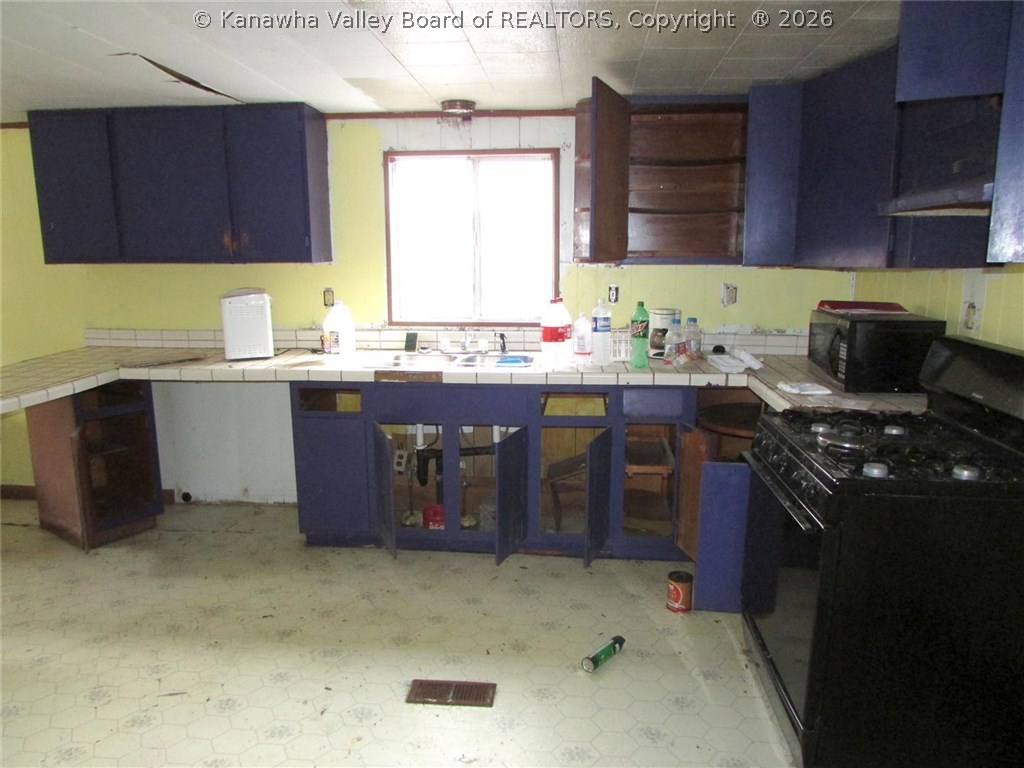 4593 Victoria Road Charleston, WV 25313 - Photo 13 of 26 Gallery Image 13