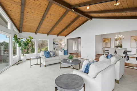 $5,698,000 | 27769 Edgerton Road, Los Altos Hills, CA 94022
