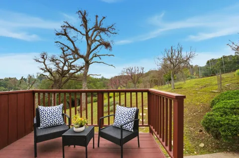 $5,698,000 | 27769 Edgerton Road, Los Altos Hills, CA 94022