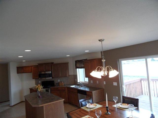 1016 South Mamer Road Spokane Valley, WA 99216 - Photo 6 of 9
