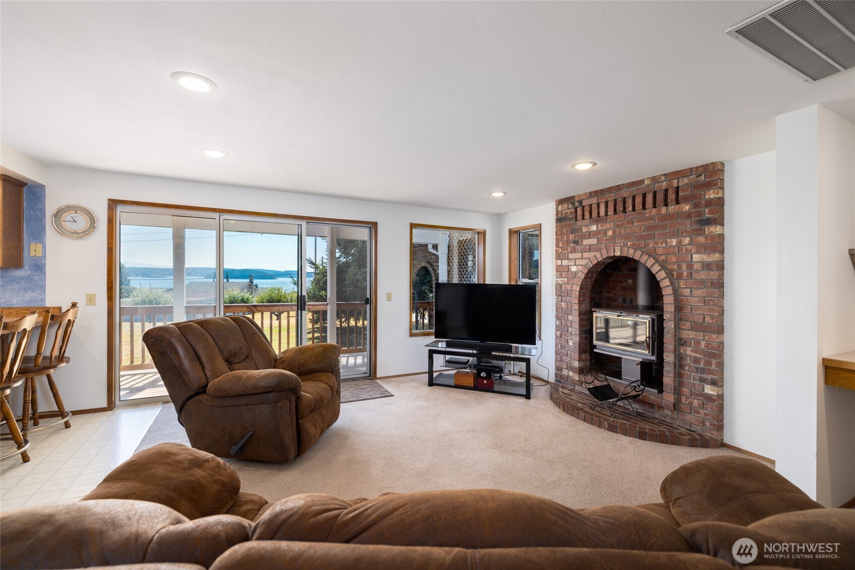 15284 Deception Road Anacortes, WA 98221 - Photo 18 of 40