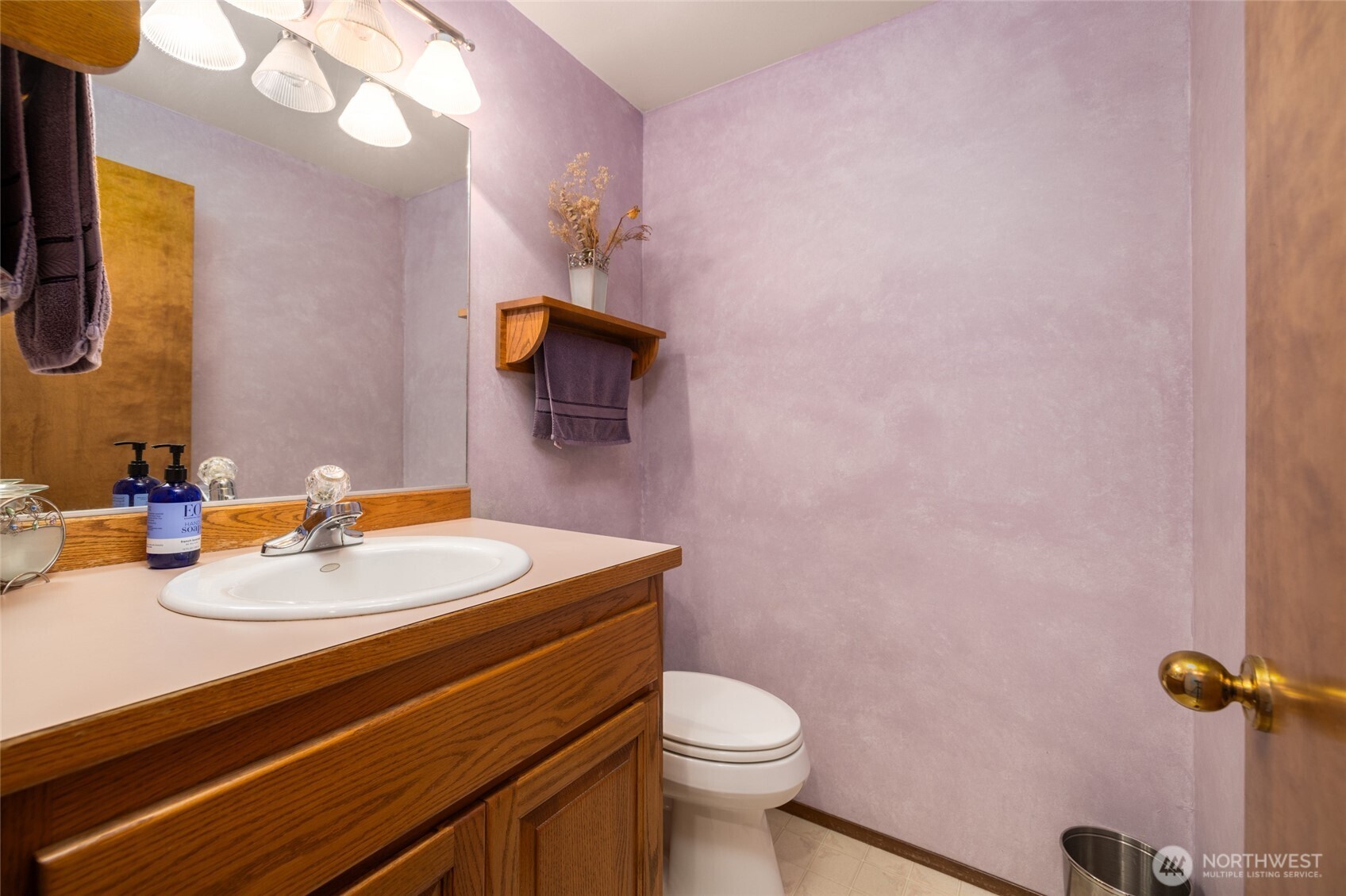 15284 Deception Road Anacortes, WA 98221 - Photo 22 of 40