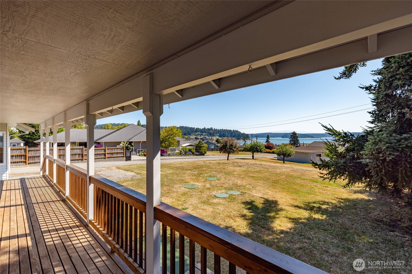 15284 Deception Road Anacortes, WA 98221 - Photo 30 of 40