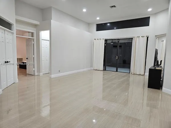 $5,500 | 10084 Lexington Estates Boulevard, Boca Raton, FL 33428