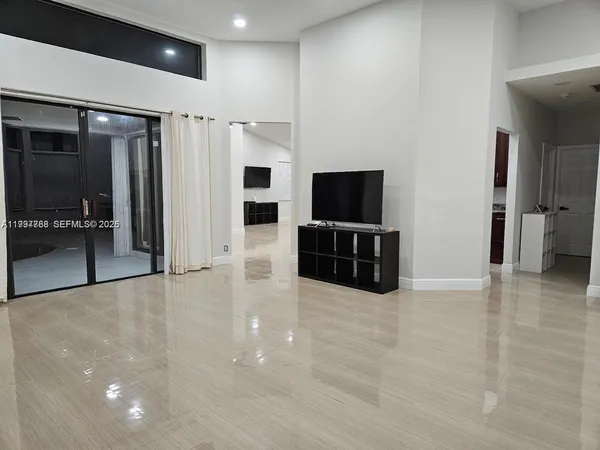 $5,500 | 10084 Lexington Estates Boulevard, Boca Raton, FL 33428