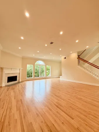 $3,000 | 1323 Rosewood Street, Houston, TX 77004