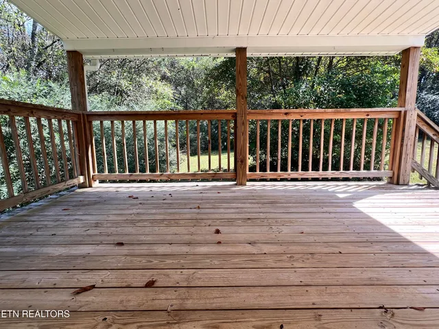 $284,900 | 1946 Welcome Valley Road, Benton, TN 37307