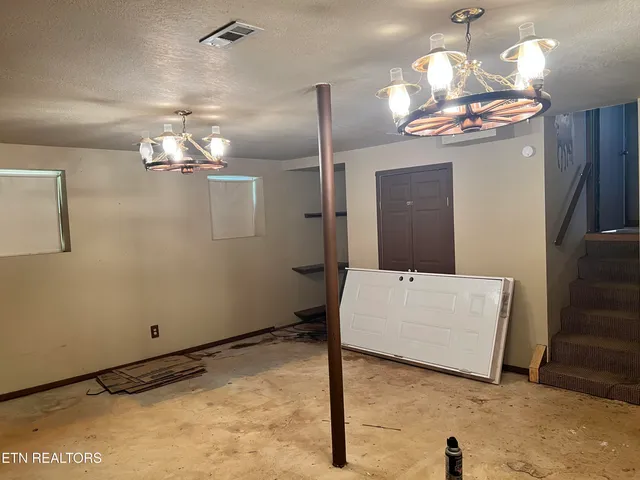 $284,900 | 1946 Welcome Valley Road, Benton, TN 37307