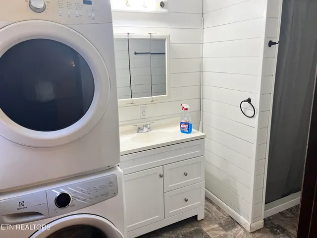 $284,900 | 1946 Welcome Valley Road, Benton, TN 37307