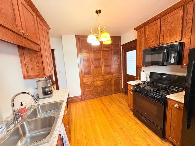 $260,000 | 201 North Grove Street, Reedsburg, WI 53959