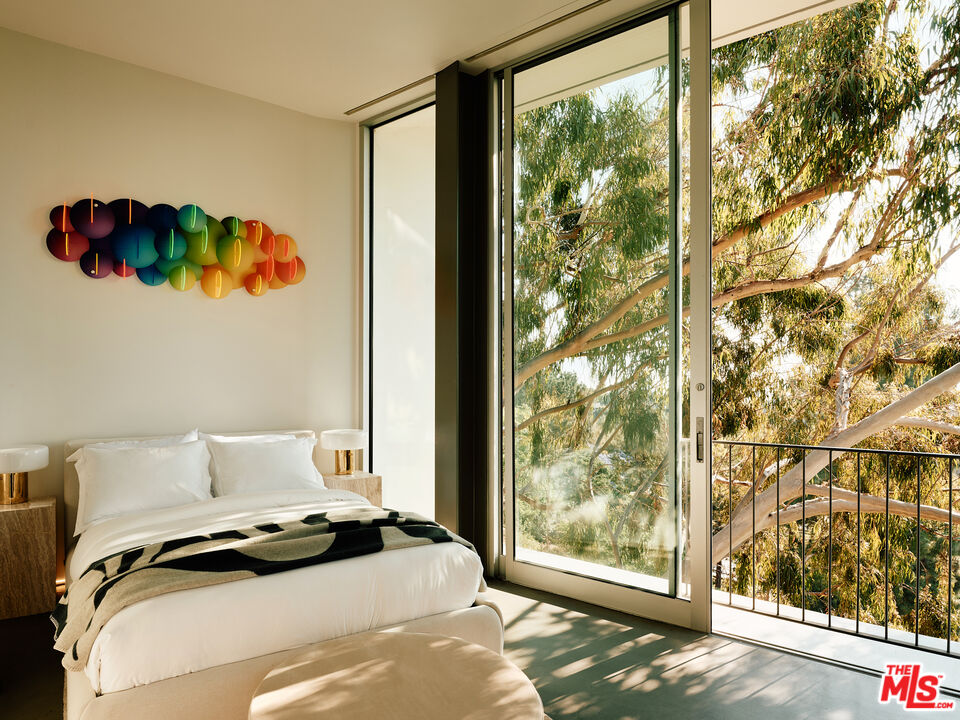 2500 Briarcrest Road Beverly Hills, CA 90210 - Photo 15 of 30