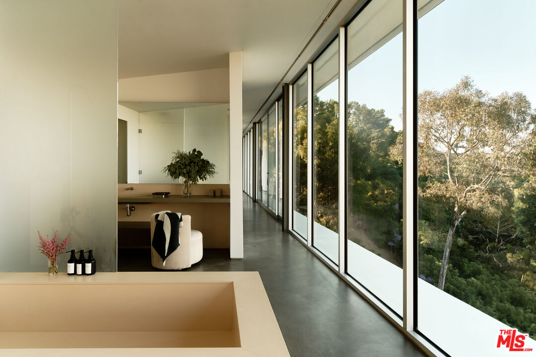 2500 Briarcrest Road Beverly Hills, CA 90210 - Photo 16 of 30