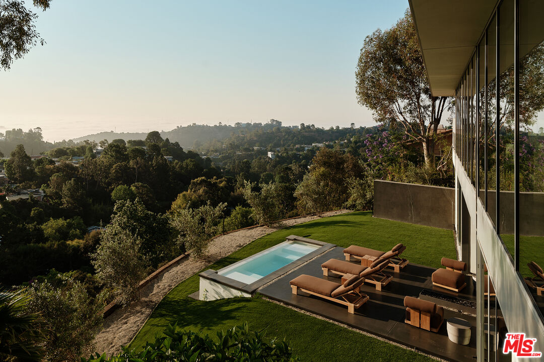 2500 Briarcrest Road Beverly Hills, CA 90210 - Photo 21 of 30