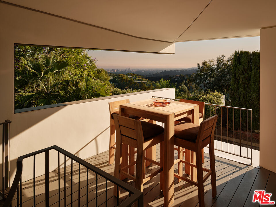 2500 Briarcrest Road Beverly Hills, CA 90210 - Photo 23 of 30