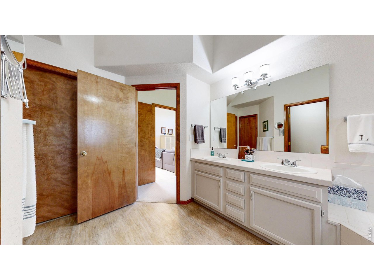 1802 Silvergate Road Fort Collins, CO 80526 - Photo 17 of 50