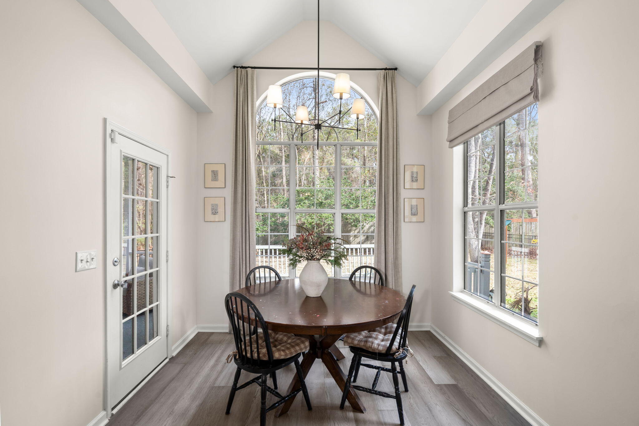 2782 Seastrand Lane Mount Pleasant, SC 29466 - Photo 18 of 56 17