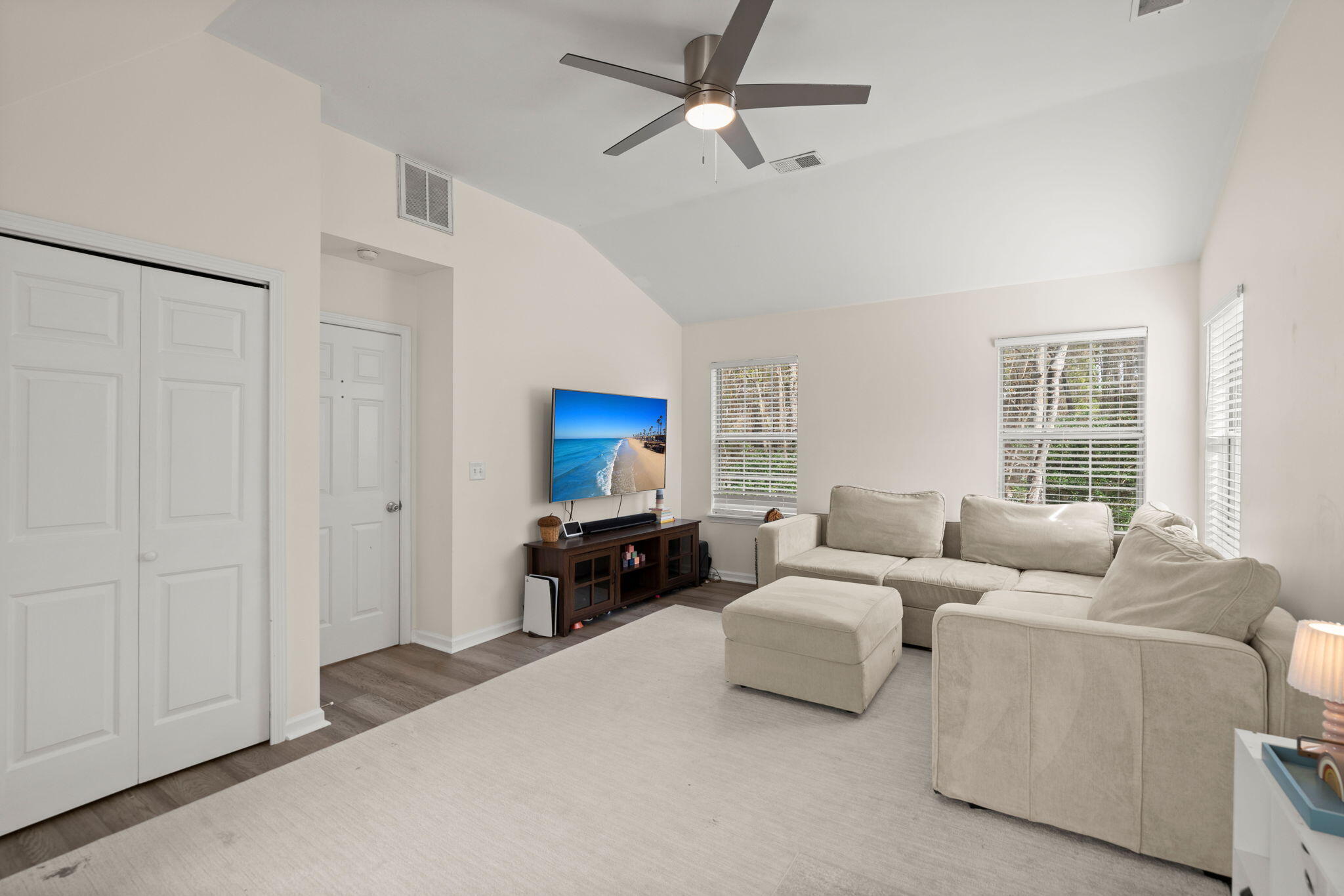 2782 Seastrand Lane Mount Pleasant, SC 29466 - Photo 36 of 56 35