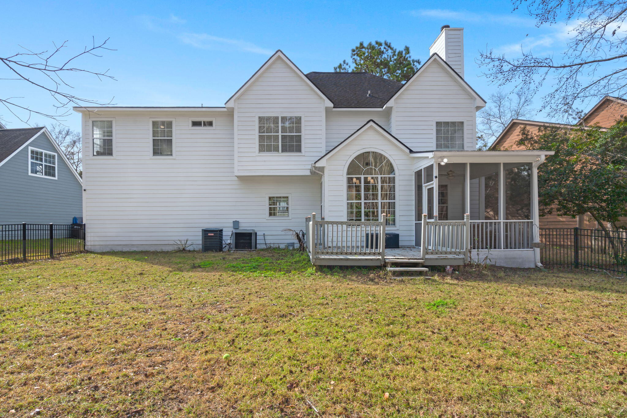 2782 Seastrand Lane Mount Pleasant, SC 29466 - Photo 39 of 56 38