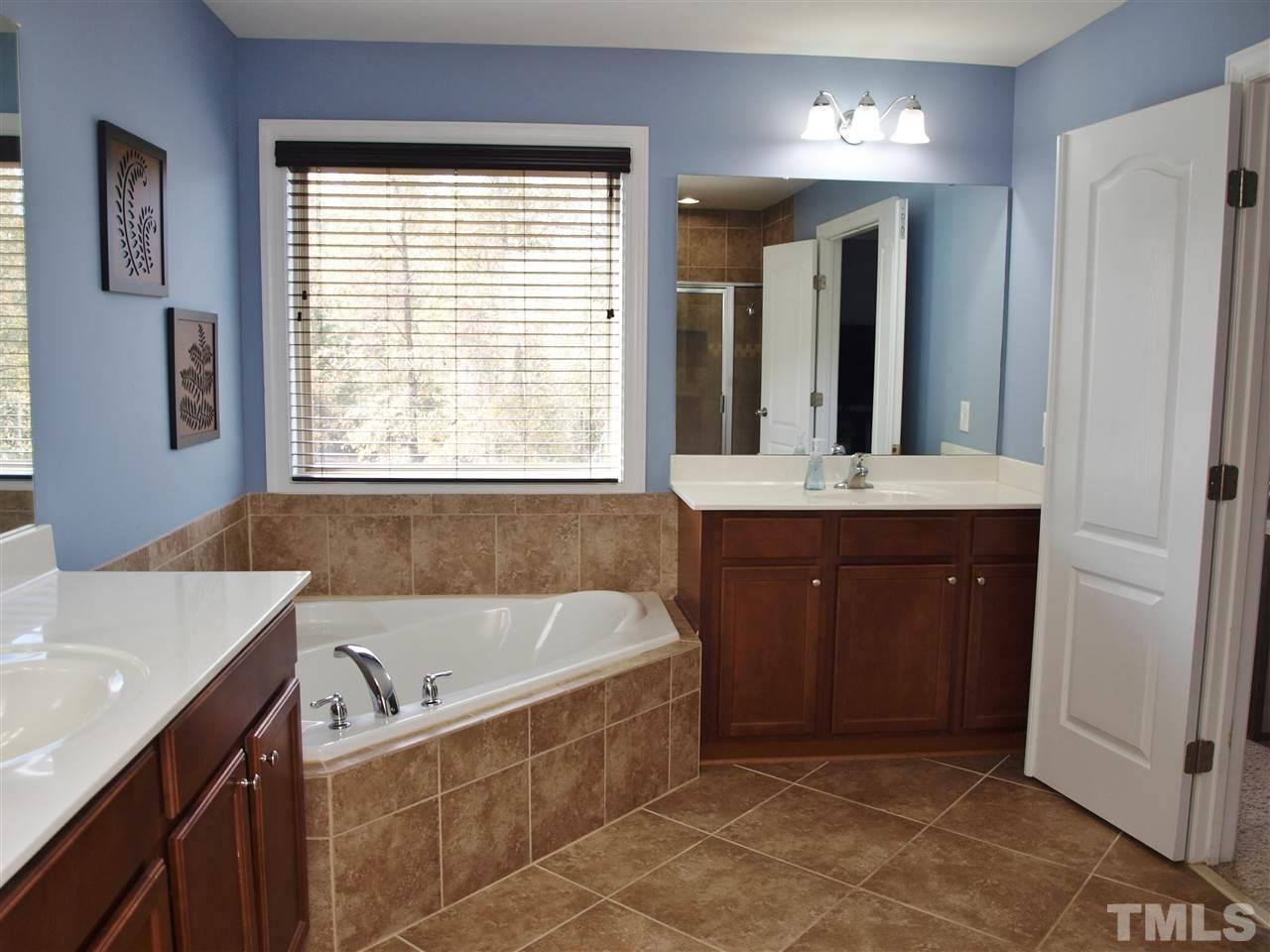 7328 Denlee Road Raleigh, NC 27603 - Photo 9 of 21