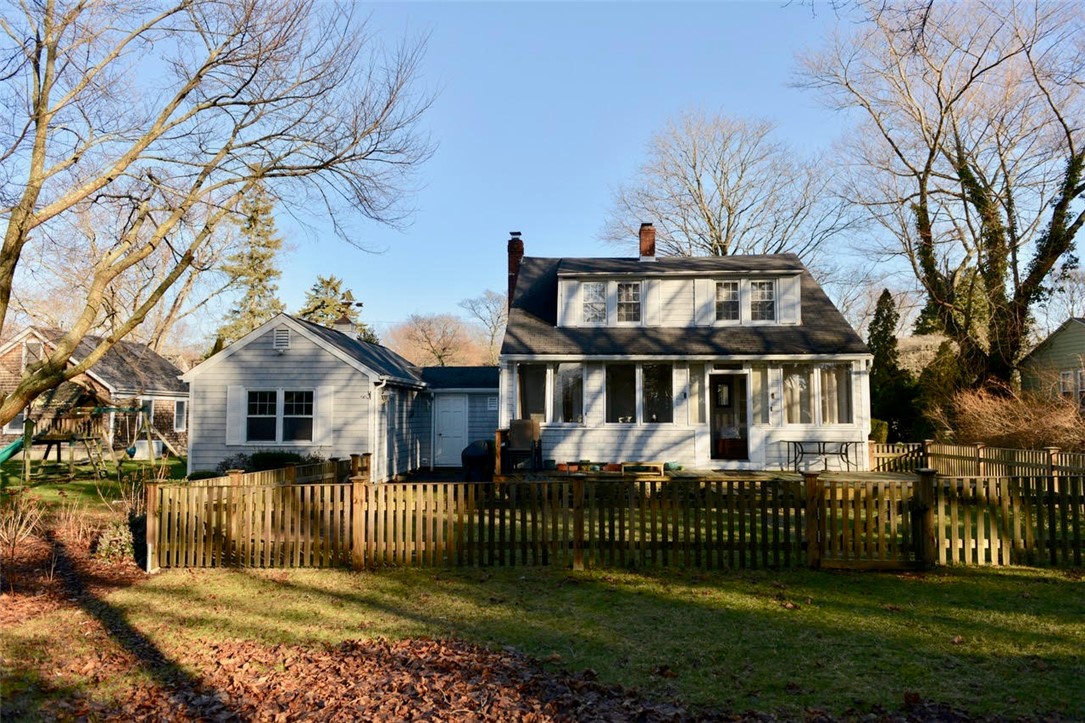 7 Middleton Road Bristol, RI 02809 - Photo 36 of 37