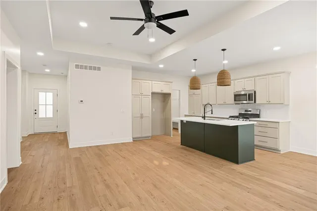 $332,000 | 1404 Country Ct Street, St. Joseph, MO 64506