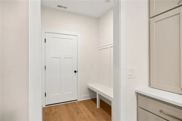 $319,500 | 1404 Country Ct Street, St. Joseph, MO 64506