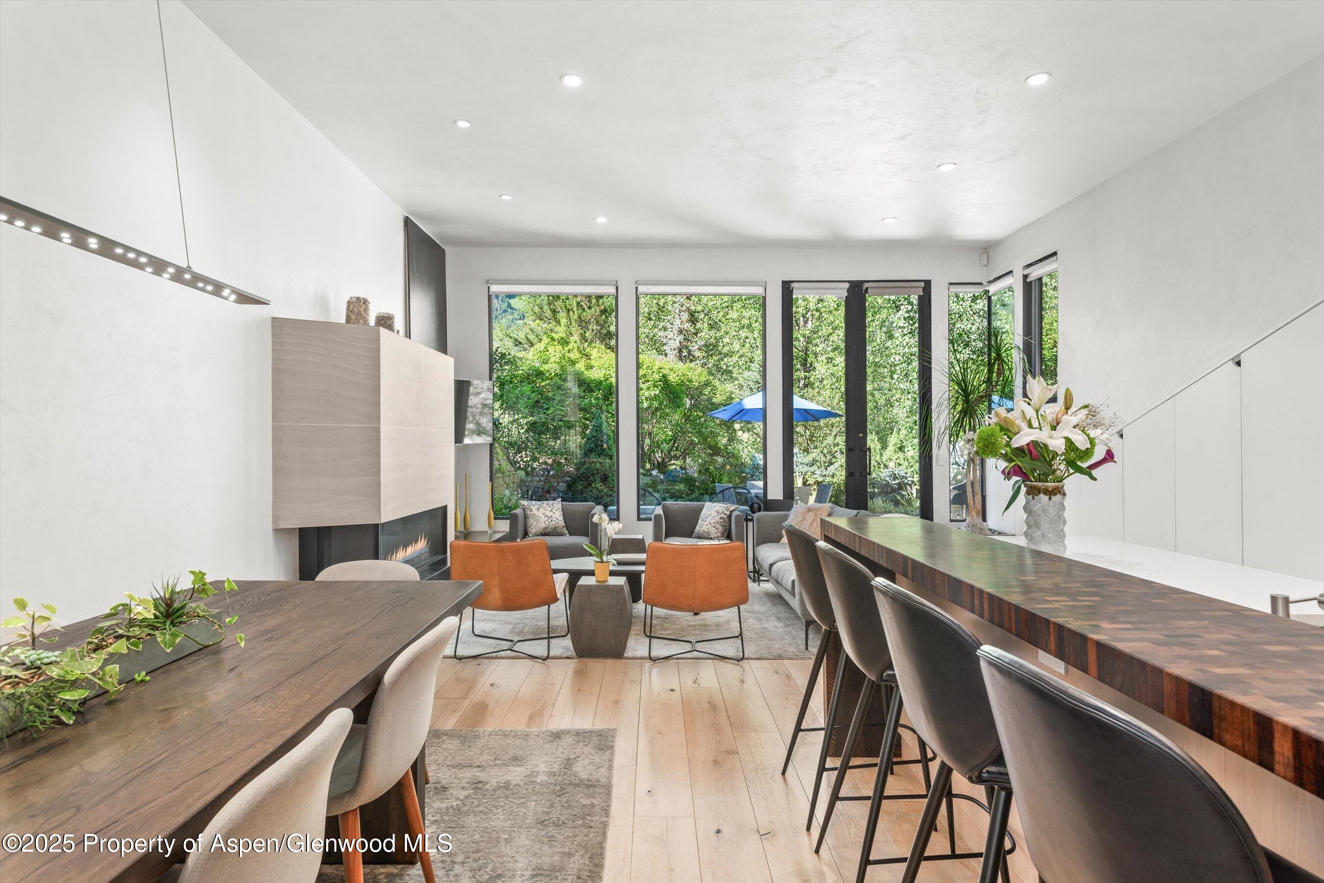 155 Lone Pine Road, Unit RIVER BLUFF #2 Aspen, CO 81611 - Photo 15 of 43 39-10-155LonePine2_250709020