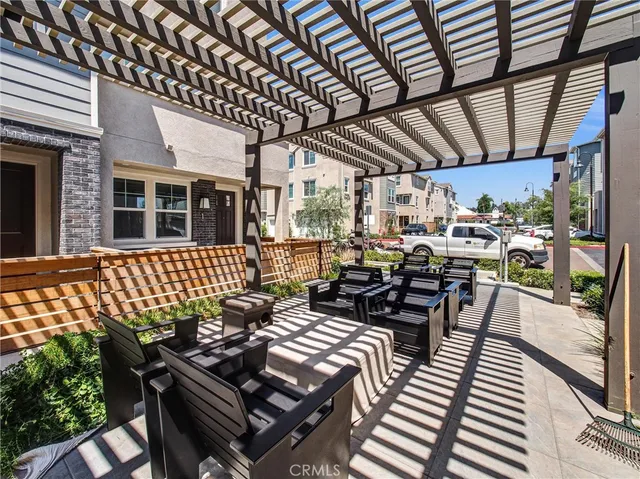 $775,000 | 16428 Whittier Boulevard, Unit 2, Whittier, CA 90603