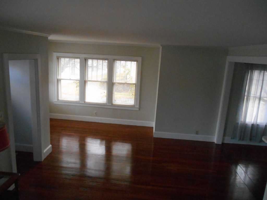 80 Merrimac Avenue Springfield, MA 01104 - Photo 8 of 29 Gallery Image 8