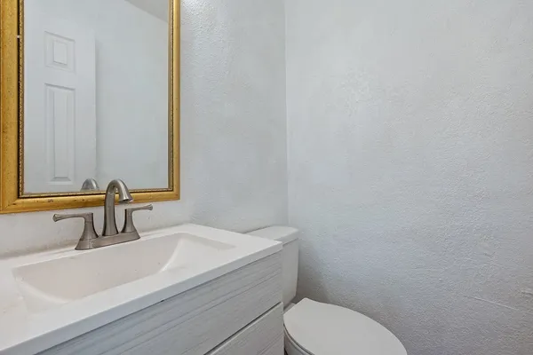 $265,000 | 300 East Croslin Street, Unit 106, Austin, TX 78752