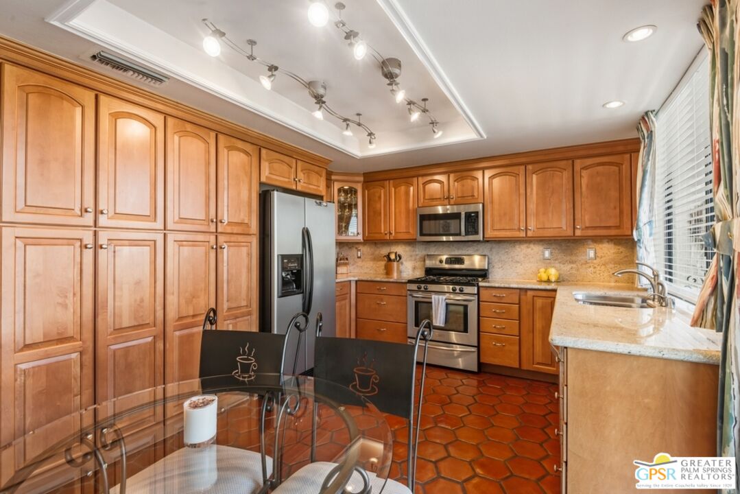 6 Palomas Drive Rancho Mirage, CA 92270 - Photo 23 of 60