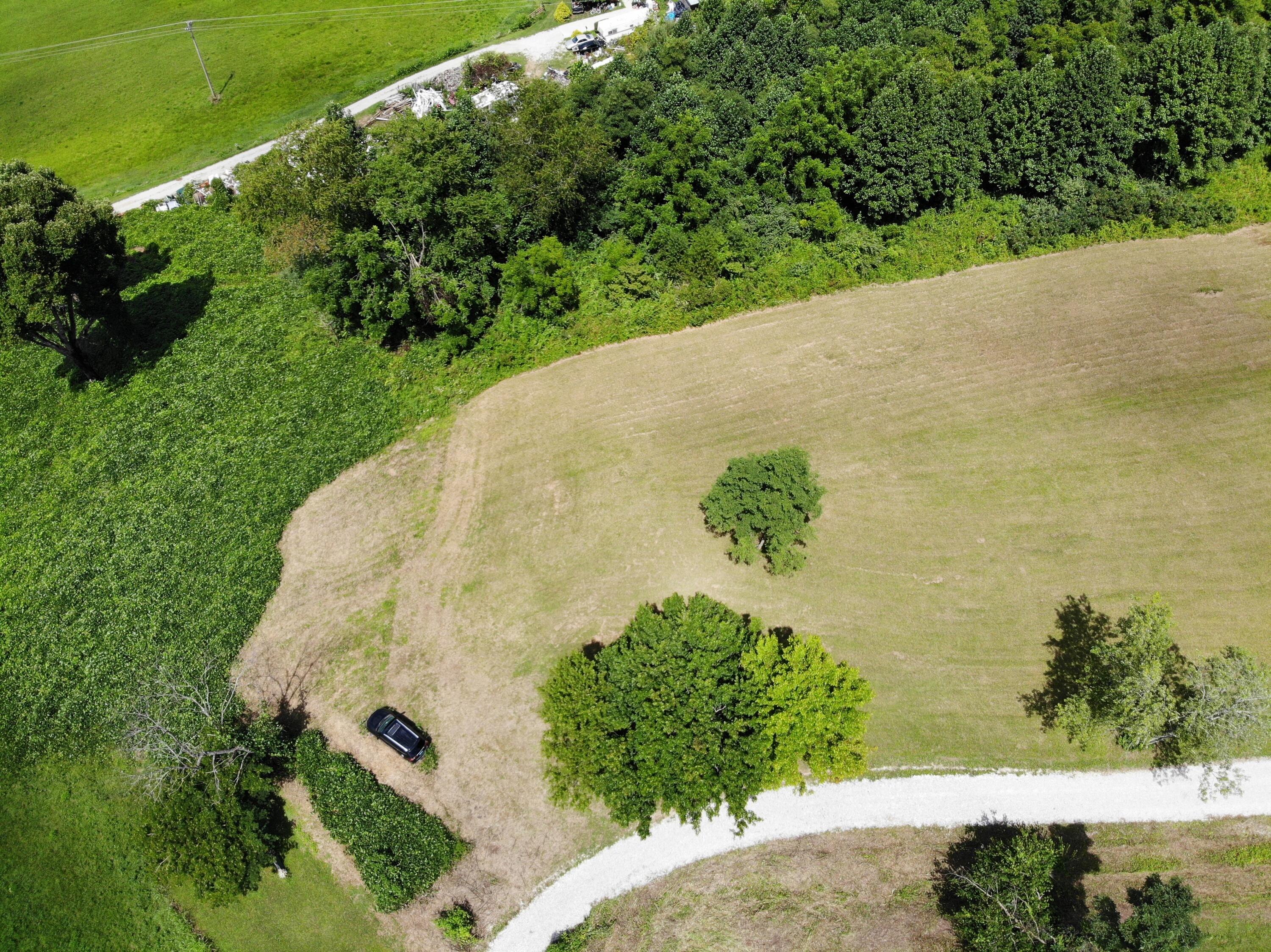 244 Crooked Road Irvine, KY 40336 - Photo 31 of 52 DJI_0193