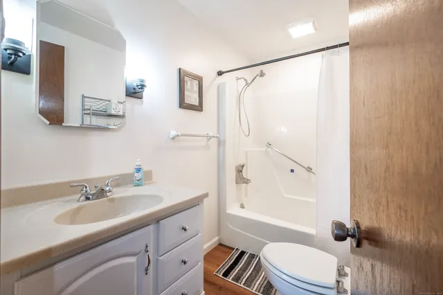 $2,800 | 86 Old Farms Lane, Unit 86, New Milford, CT 06776