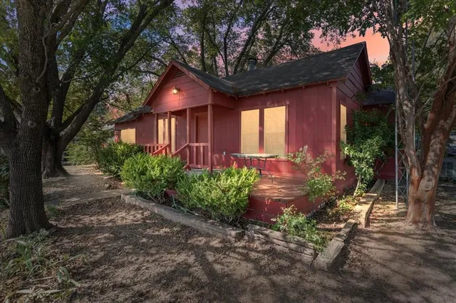 $225,000 | 259 Hiland Lane, Pottsboro, TX 75076