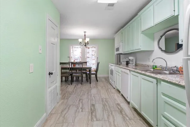 $225,000 | 259 Hiland Lane, Pottsboro, TX 75076