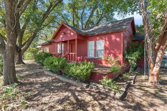 $225,000 | 259 Hiland Lane, Pottsboro, TX 75076