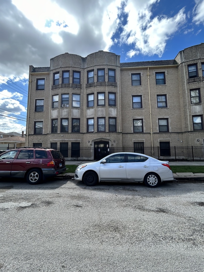 a car parked in front of a house
