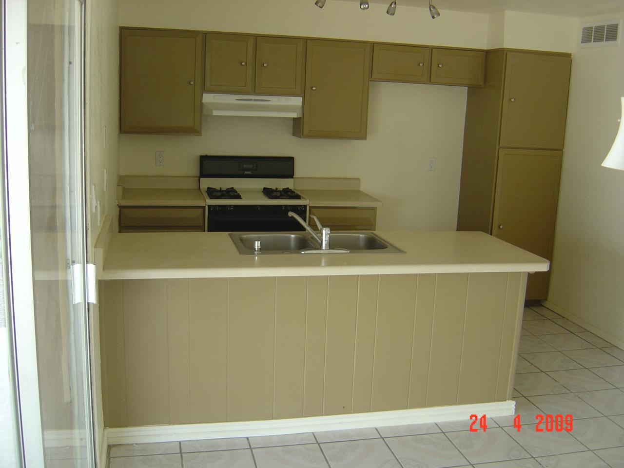 4848 West Granada Road Phoenix, AZ 85035 - Photo 3 of 15 KITCHEN