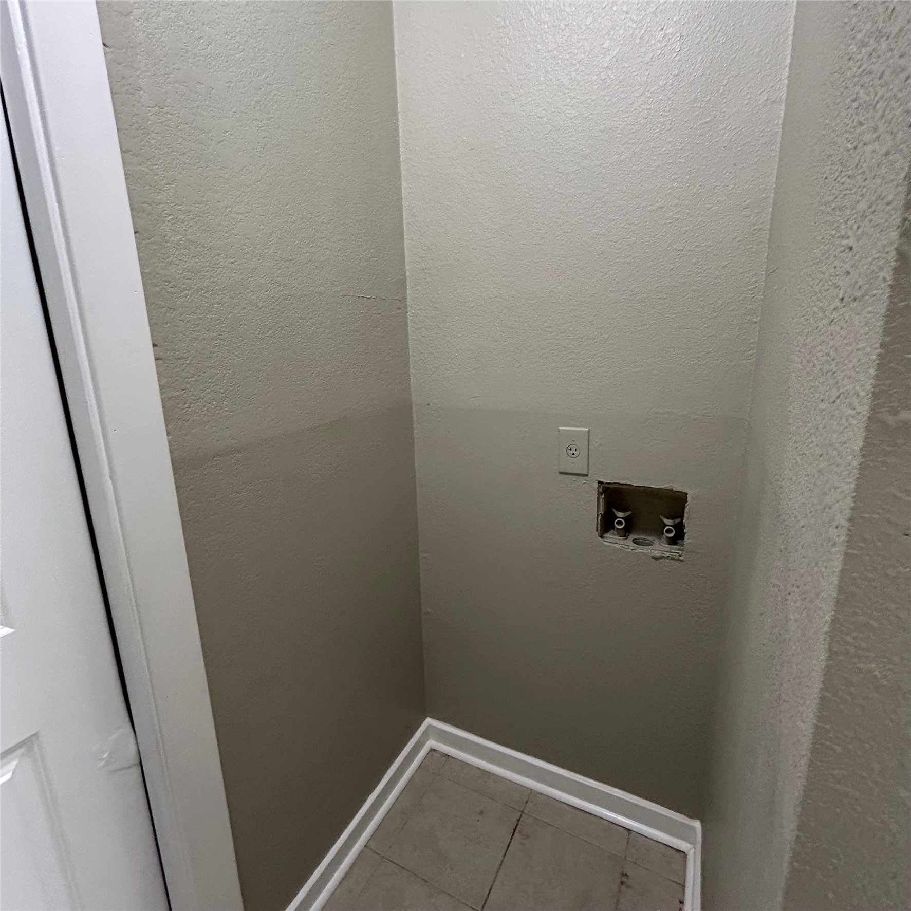 1235 Armadillo Road, Unit B Austin, TX 78745 - Photo 7 of 19
