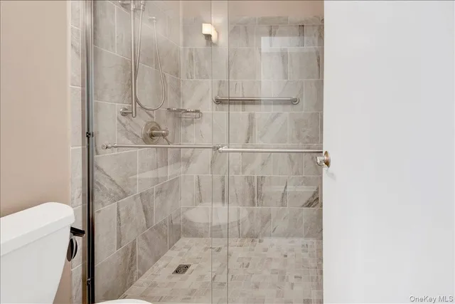 $419,000 | 400 High Point Drive, Unit PH6, Hartsdale, NY 10530