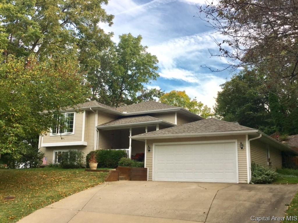 222 West Rutledge Street Petersburg, IL 62675 - Photo 1 of 34 Gallery Image 1