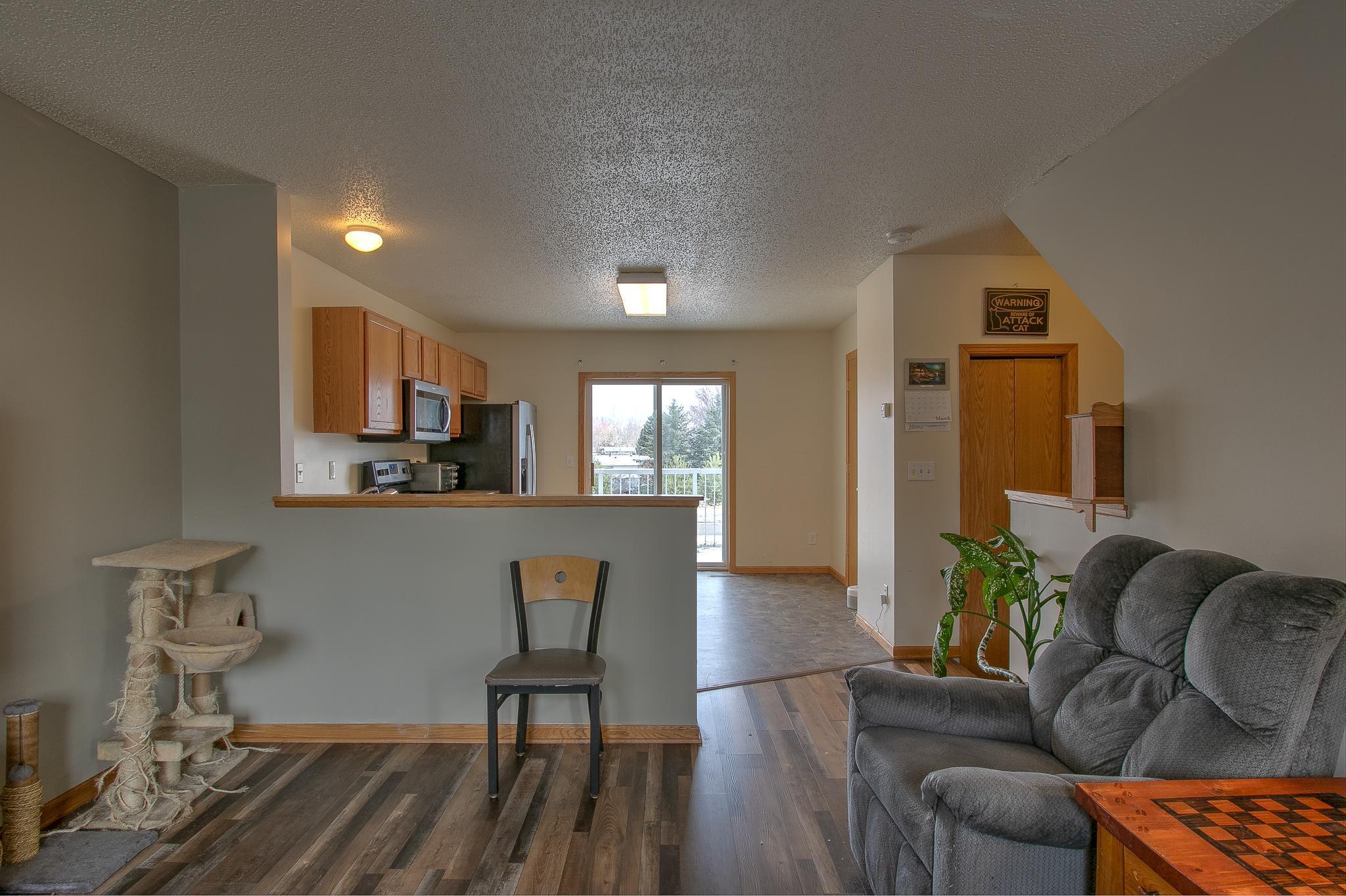 142 19th Avenue Southeast Cambridge, MN 55008 - Photo 7 of 20