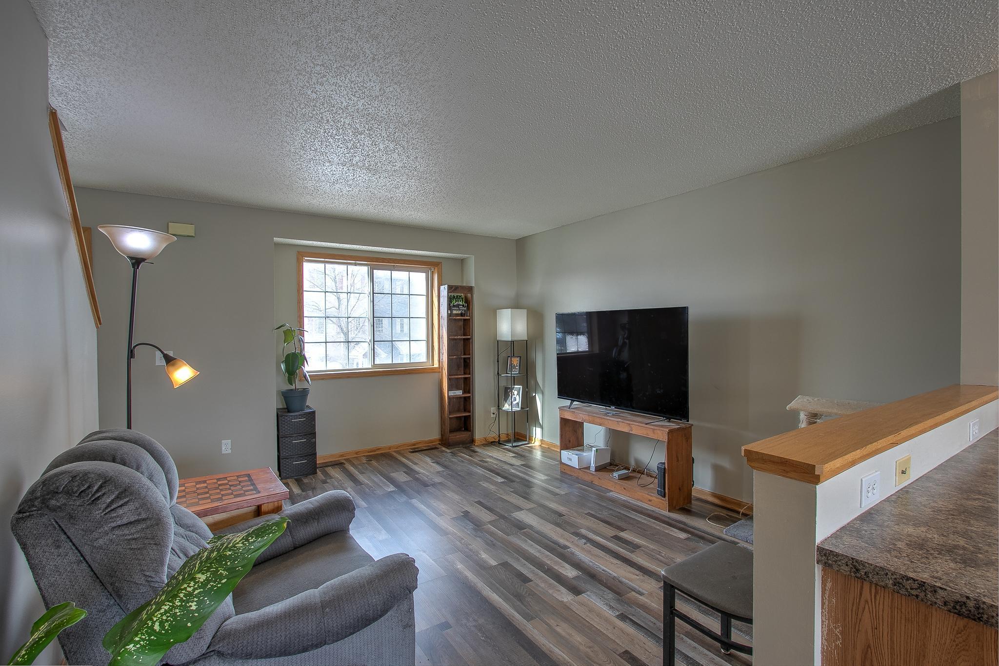 142 19th Avenue Southeast Cambridge, MN 55008 - Photo 8 of 20