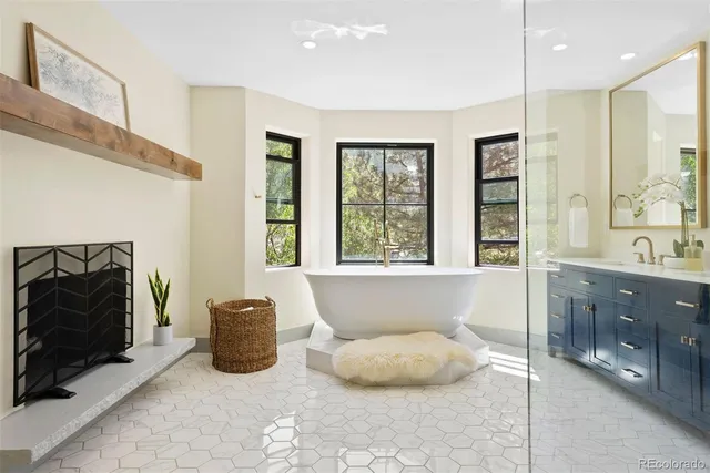 $1,950,000 | 205 Loop Drive, Georgetown, CO 80444