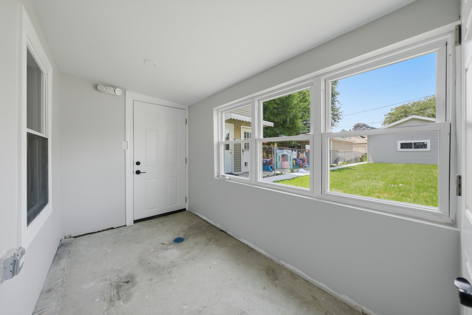 1504 Grove Avenue Berwyn, IL 60402 - Photo 38 of 55