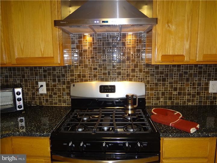 33 McComb Road Princeton, NJ 08540 - Photo 7 of 24
