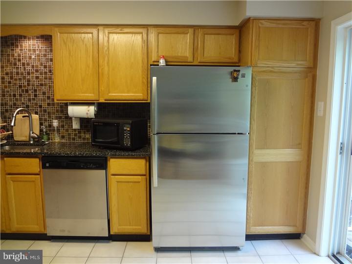 33 McComb Road Princeton, NJ 08540 - Photo 8 of 24