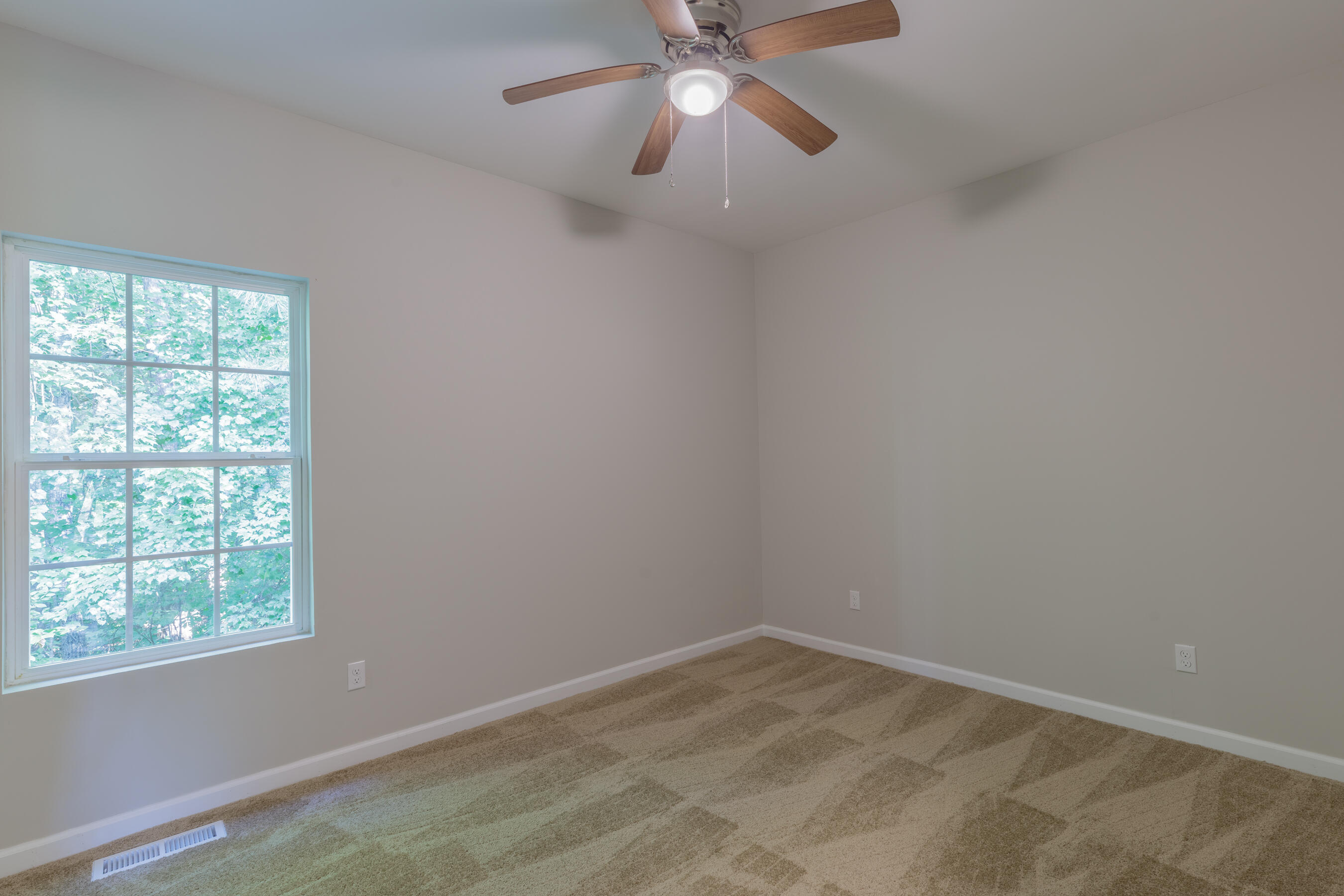 2835 South Riverbend Road Dalton, GA 30721 - Photo 35 of 36 2835 Riverbend HD-31