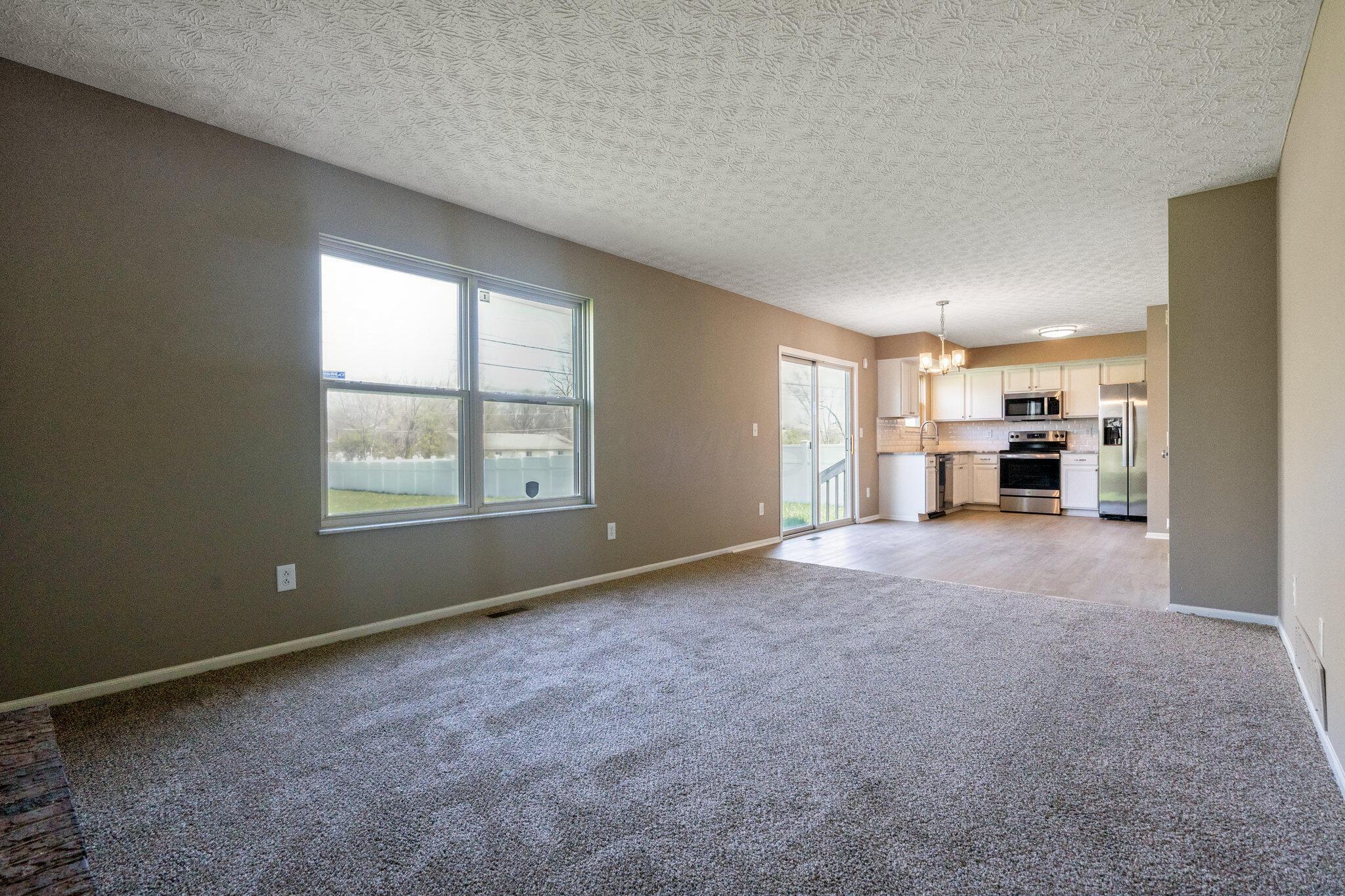 2340 Edmonton Road Columbus, OH 43229 - Photo 11 of 14 R1 (11)